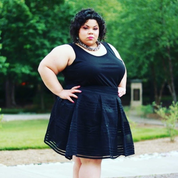 torrid Dresses & Skirts - Torrid Mesh Flared Skirt